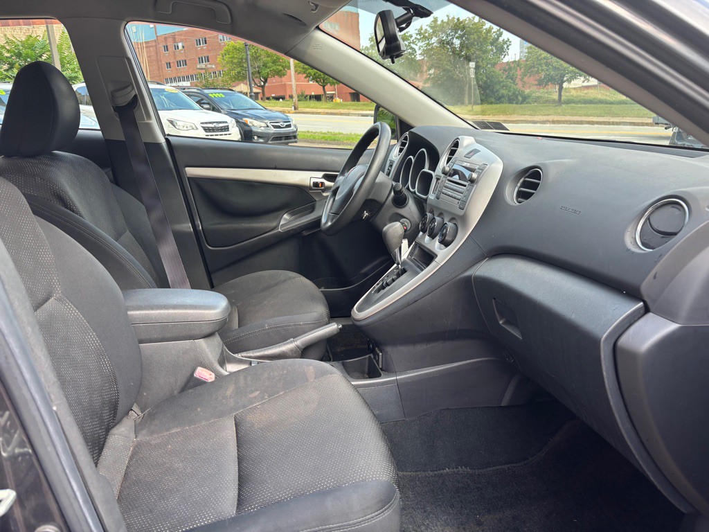 2009 Pontiac Vibe Image 9