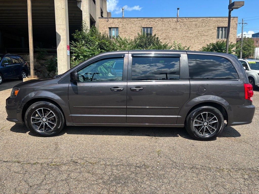 2015 Dodge Grand Caravan Image 5
