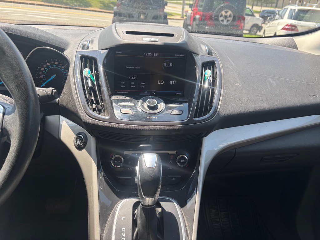 2013 Ford Escape Image 17