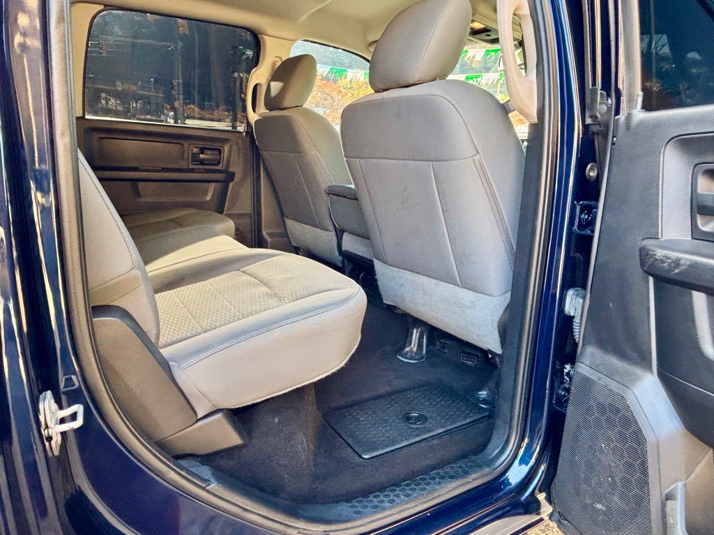 2016 RAM 2500 Image 23