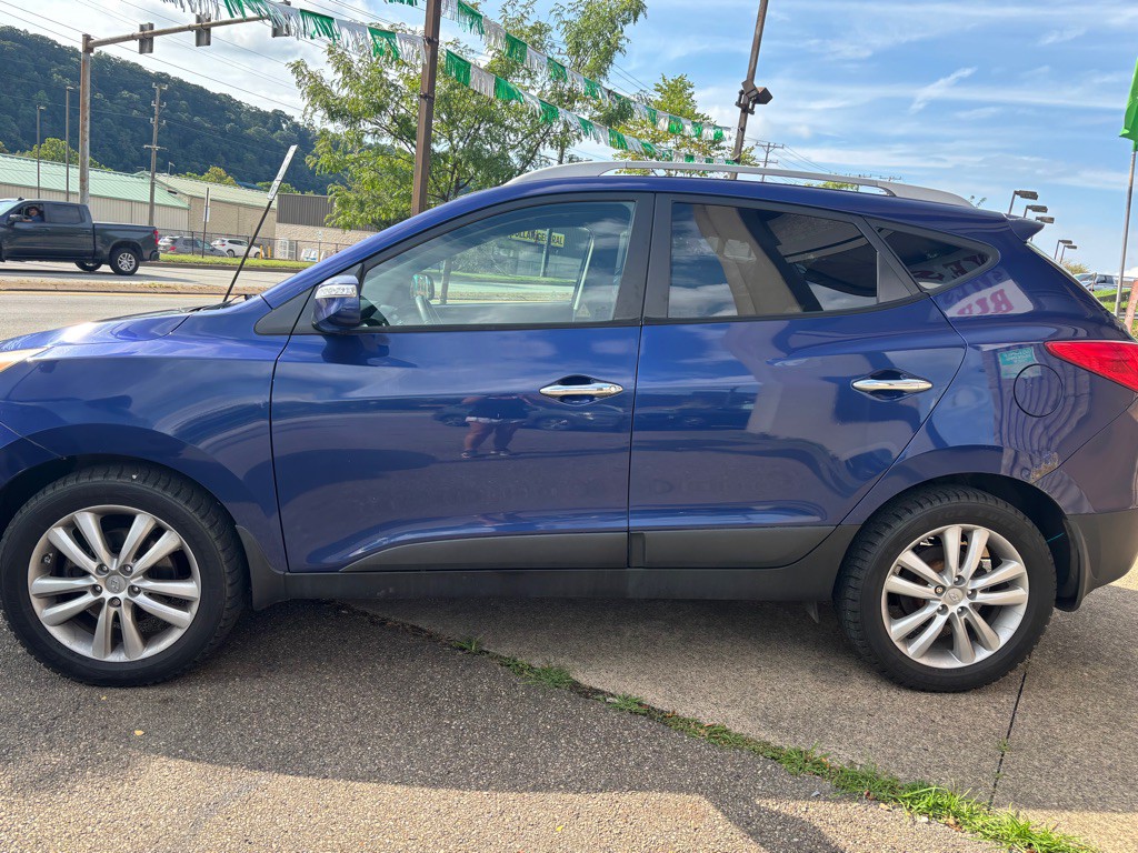 2013 Hyundai Tucson Image 3