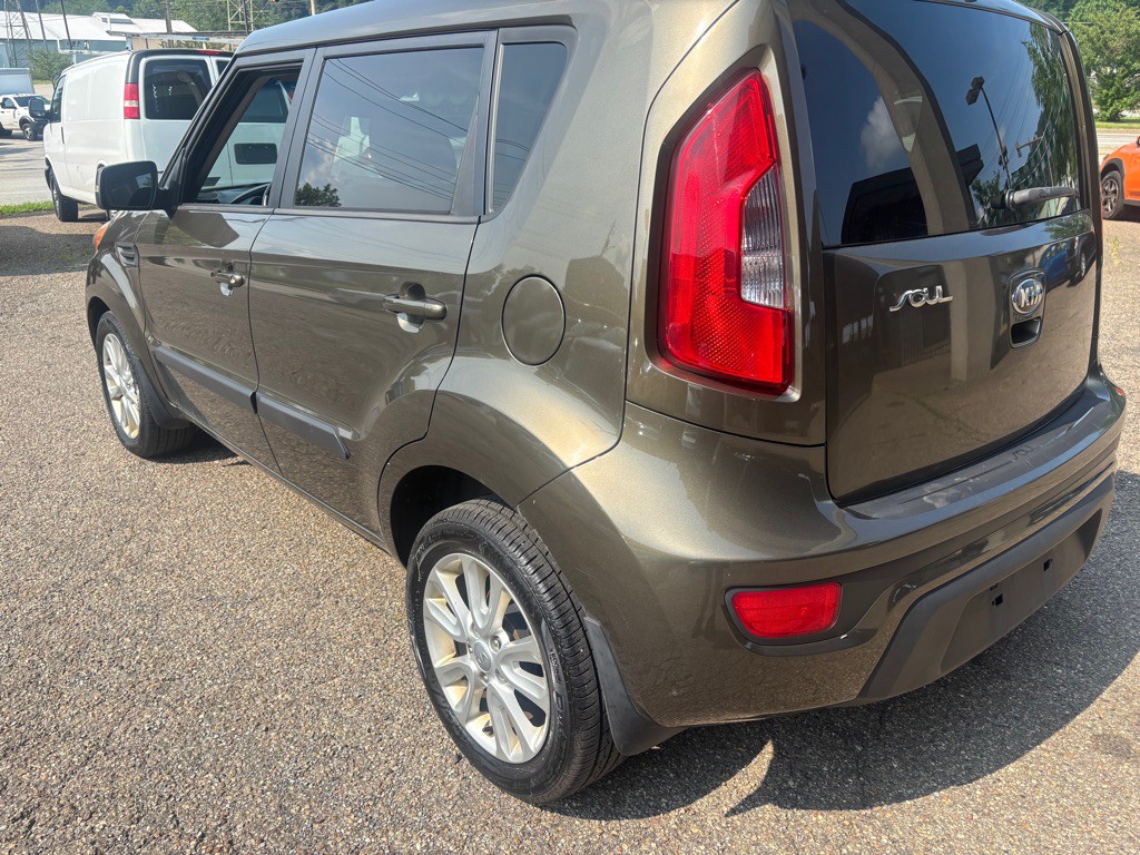 2013 Kia Soul Image 3