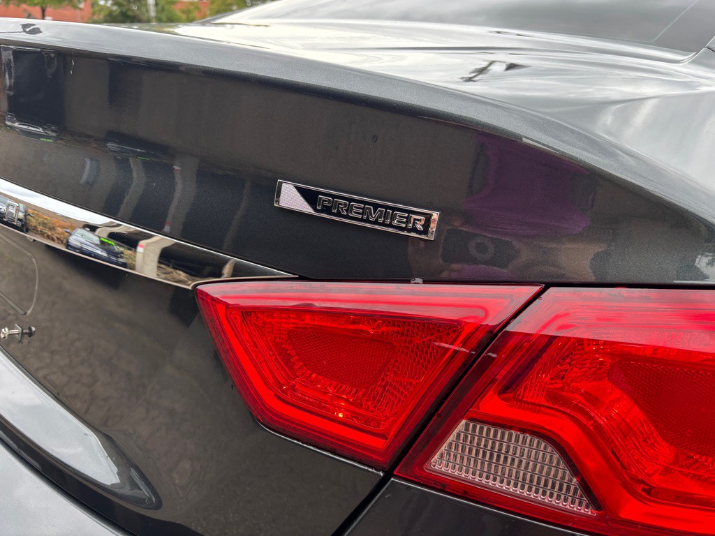 2018 Chevrolet Impala Image 17