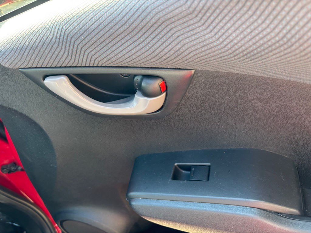2012 Honda Fit Image 13