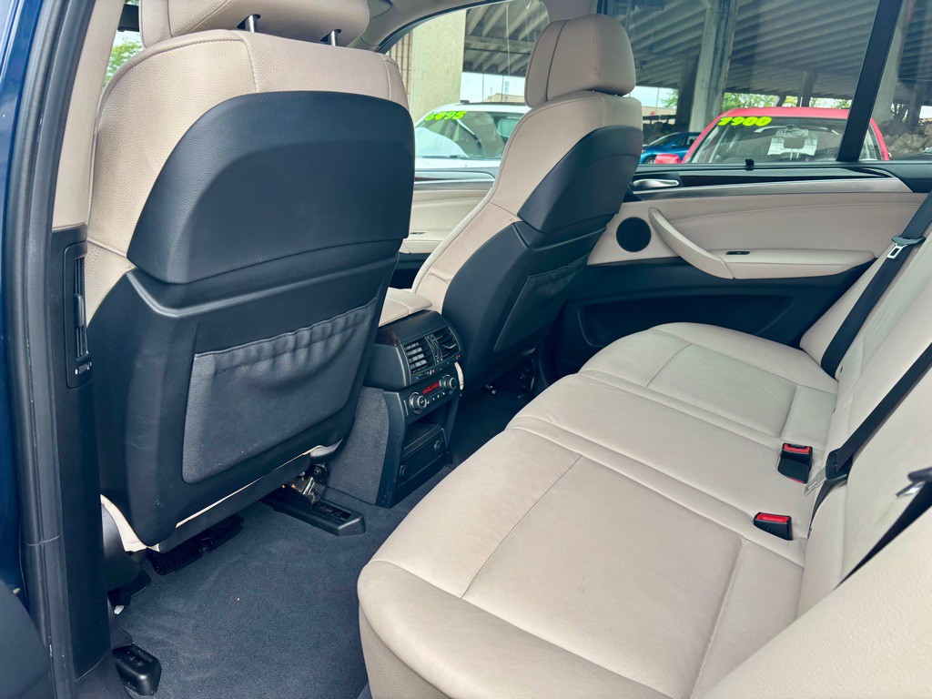 2013 BMW X5 Image 9