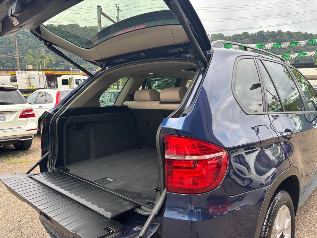 2013 BMW X5 Image 25