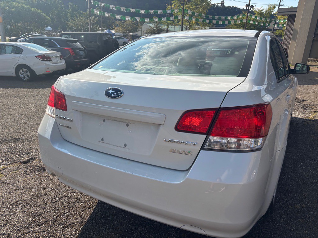 2011 Subaru Legacy Image 20