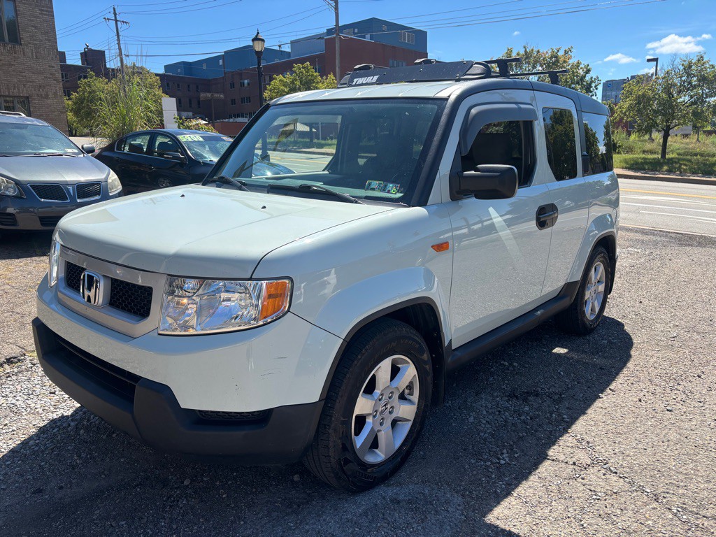 2010 Honda Element Image 1