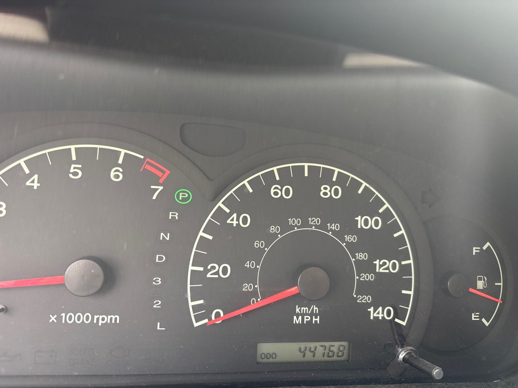 2002 Hyundai Elantra Image 11