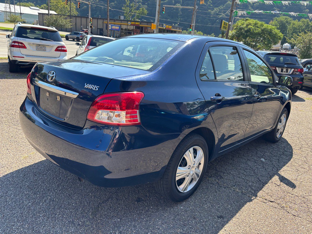 2008 Toyota Yaris Image 3