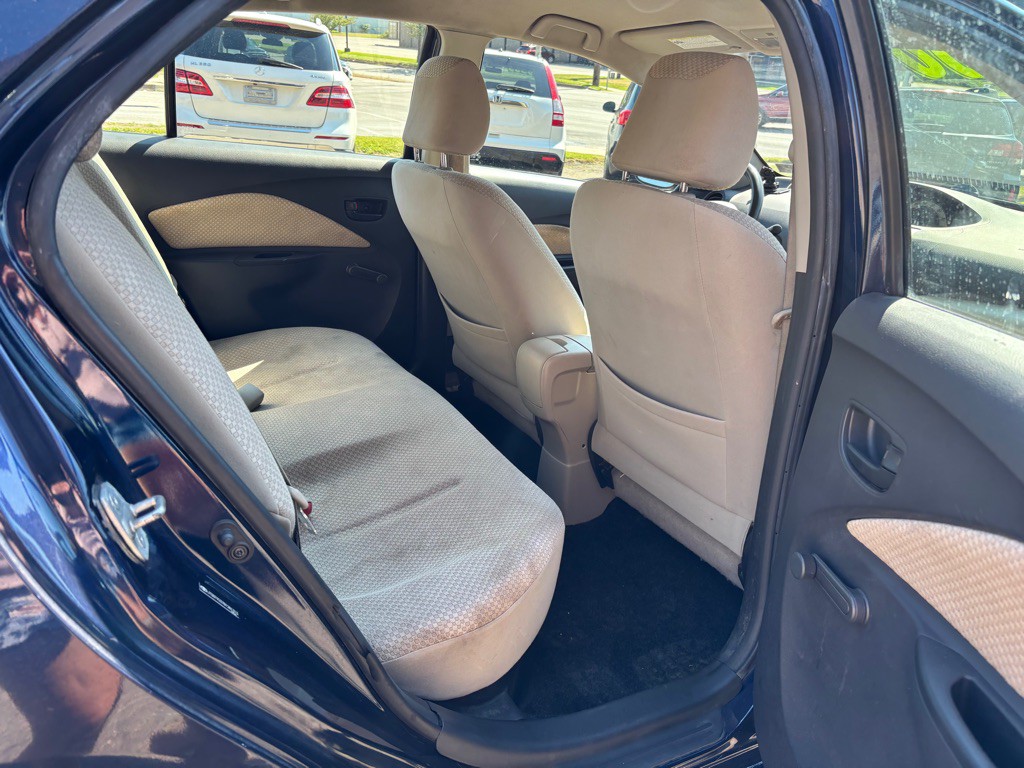 2008 Toyota Yaris Image 6