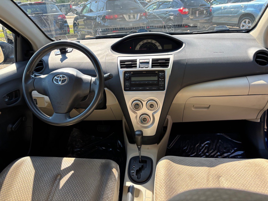 2008 Toyota Yaris Image 7