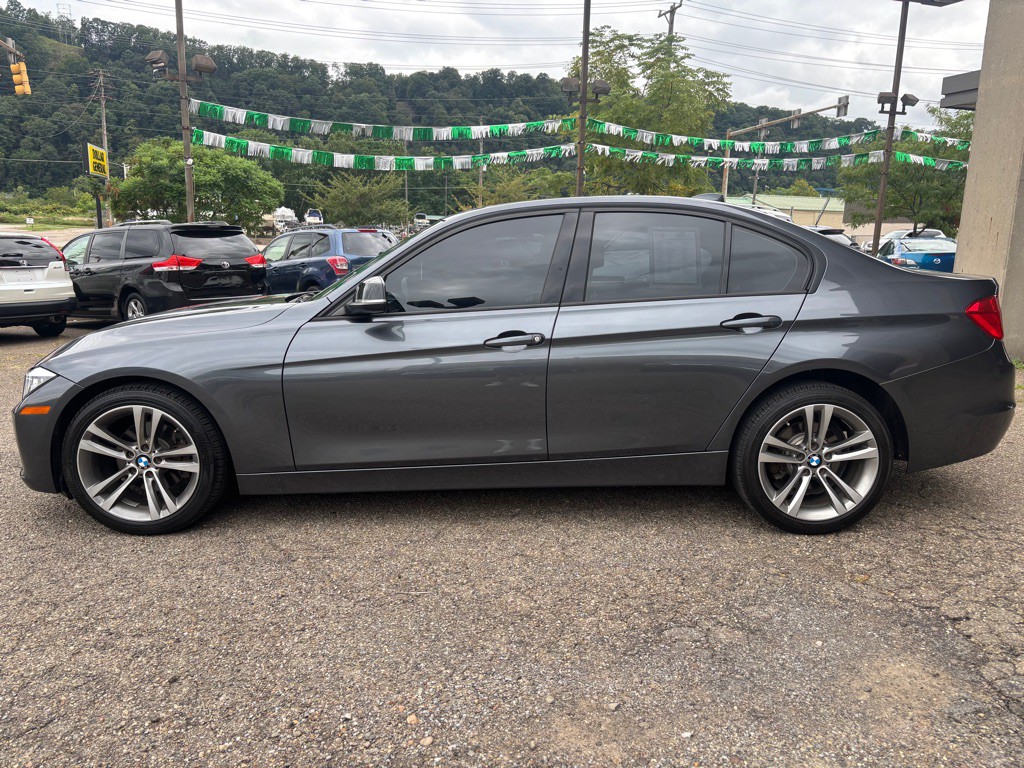 2014 BMW 3 Series Image 7