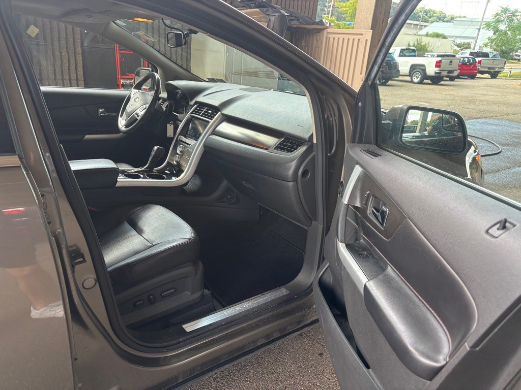 2012 Ford Edge Image 15