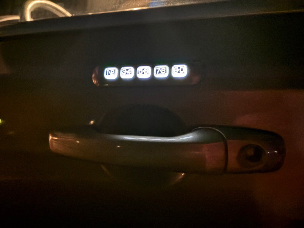2012 Ford Edge Image 21