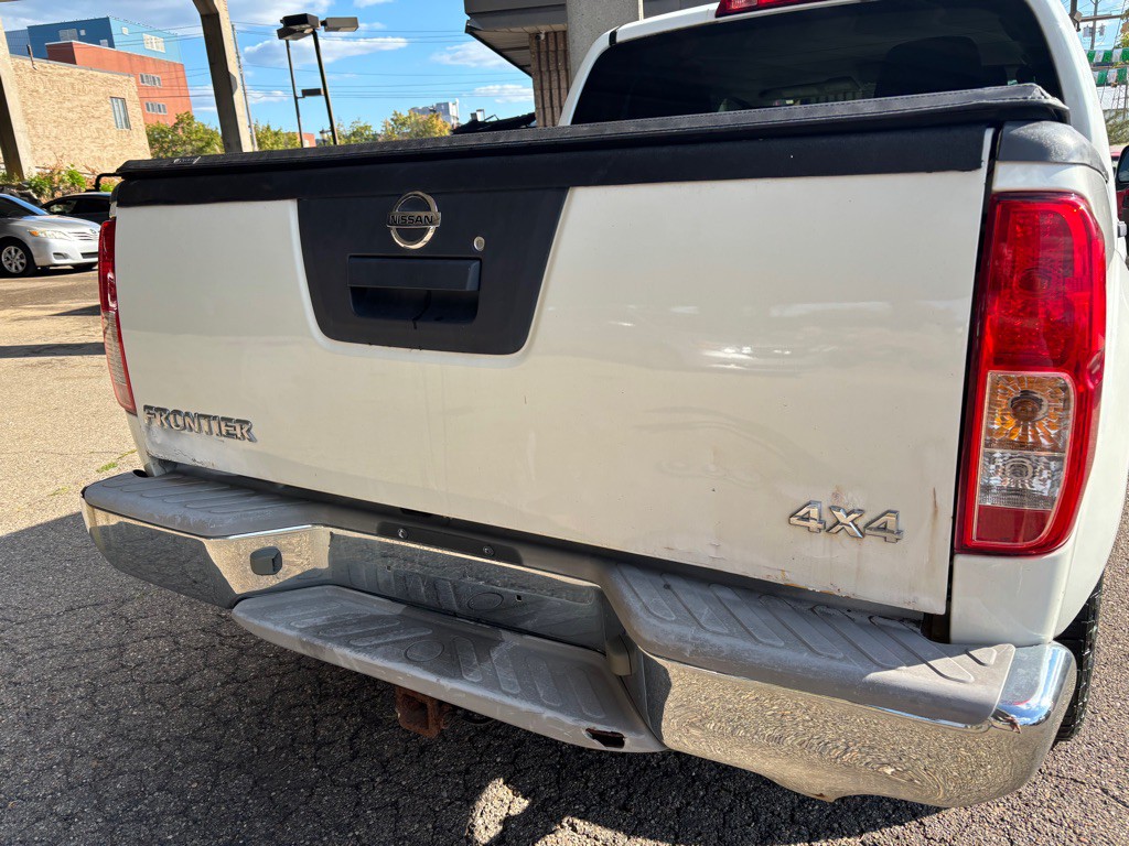 2013 Nissan Frontier Image 4
