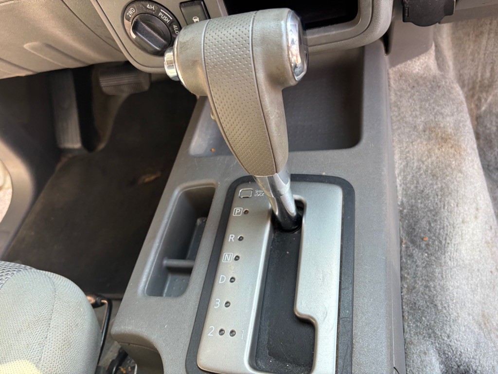 2013 Nissan Frontier Image 14