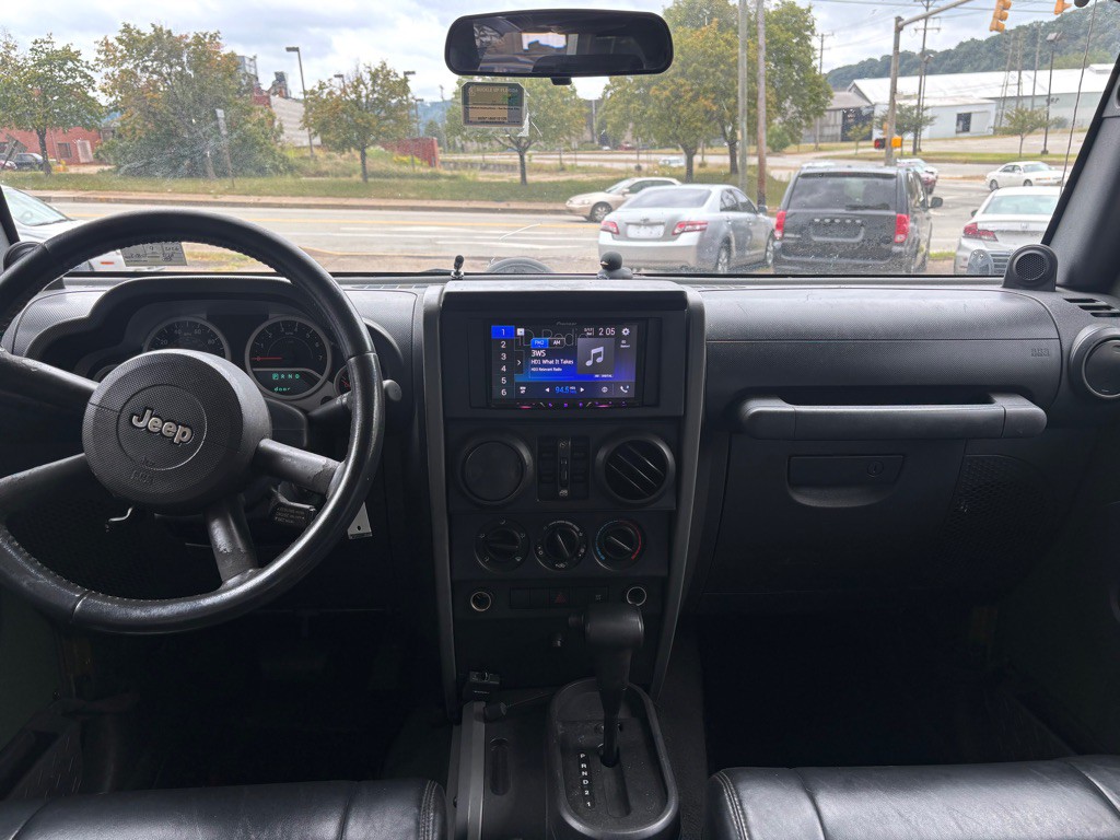 2007 Jeep Wrangler Image 11