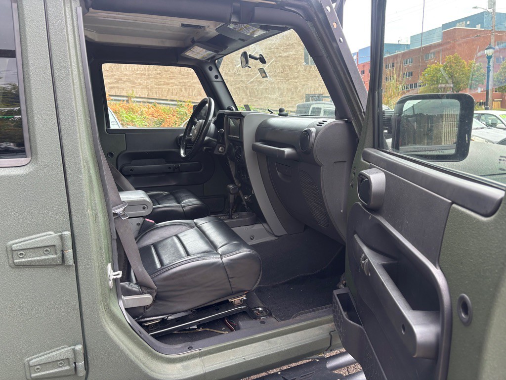2007 Jeep Wrangler Image 12