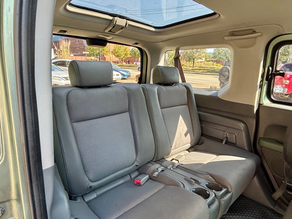 2003 Honda Element Image 8