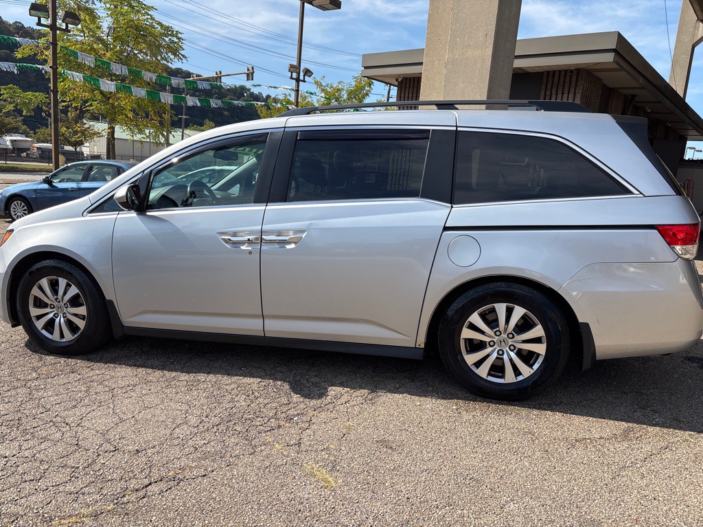 2014 Honda Odyssey Image 1