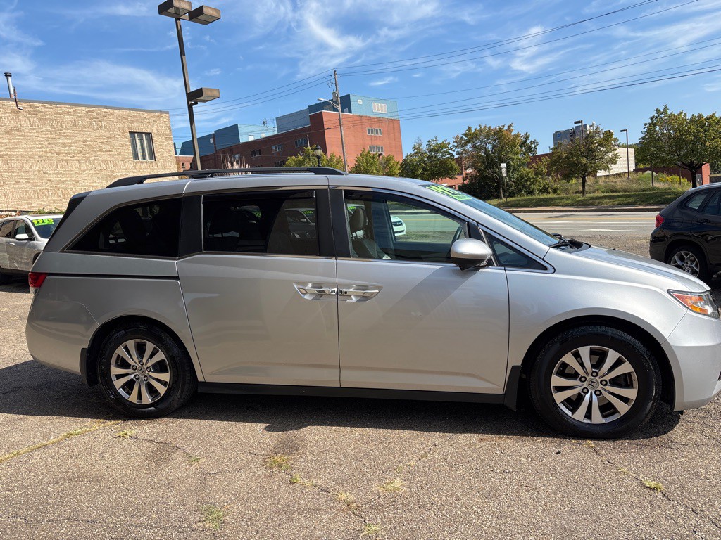 2014 Honda Odyssey Image 5
