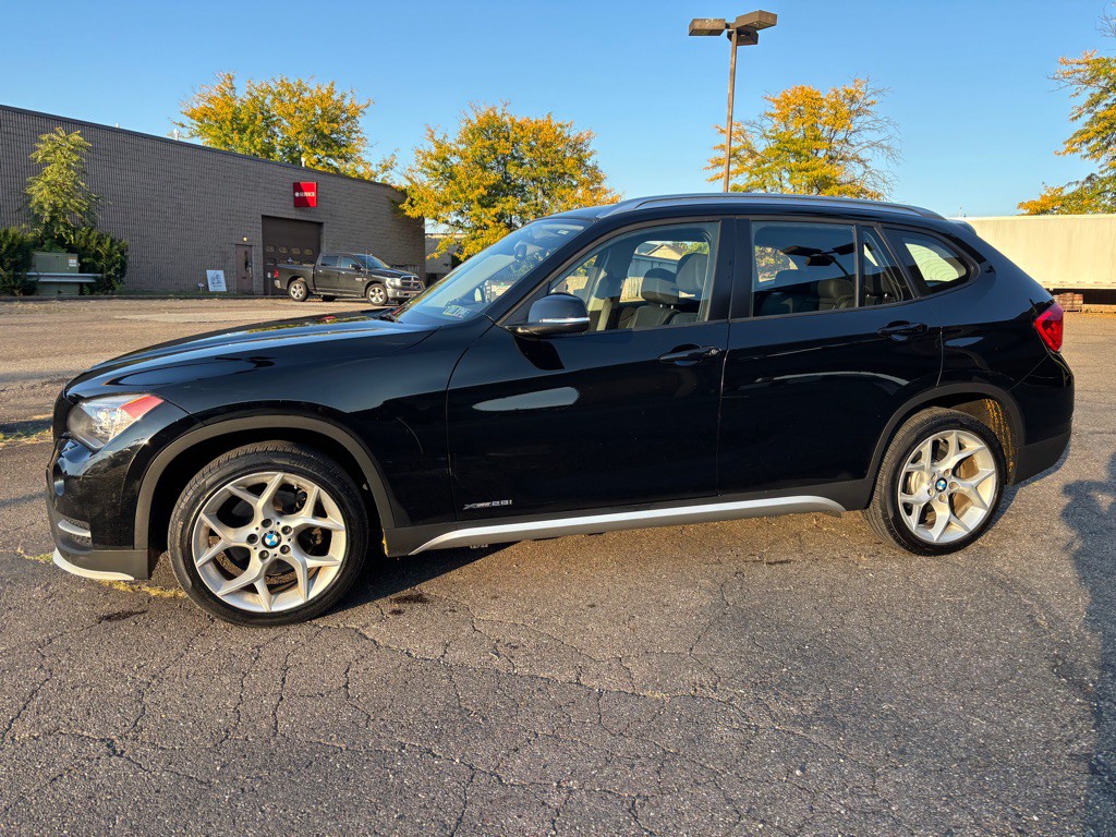 2015 BMW X1 Image 2