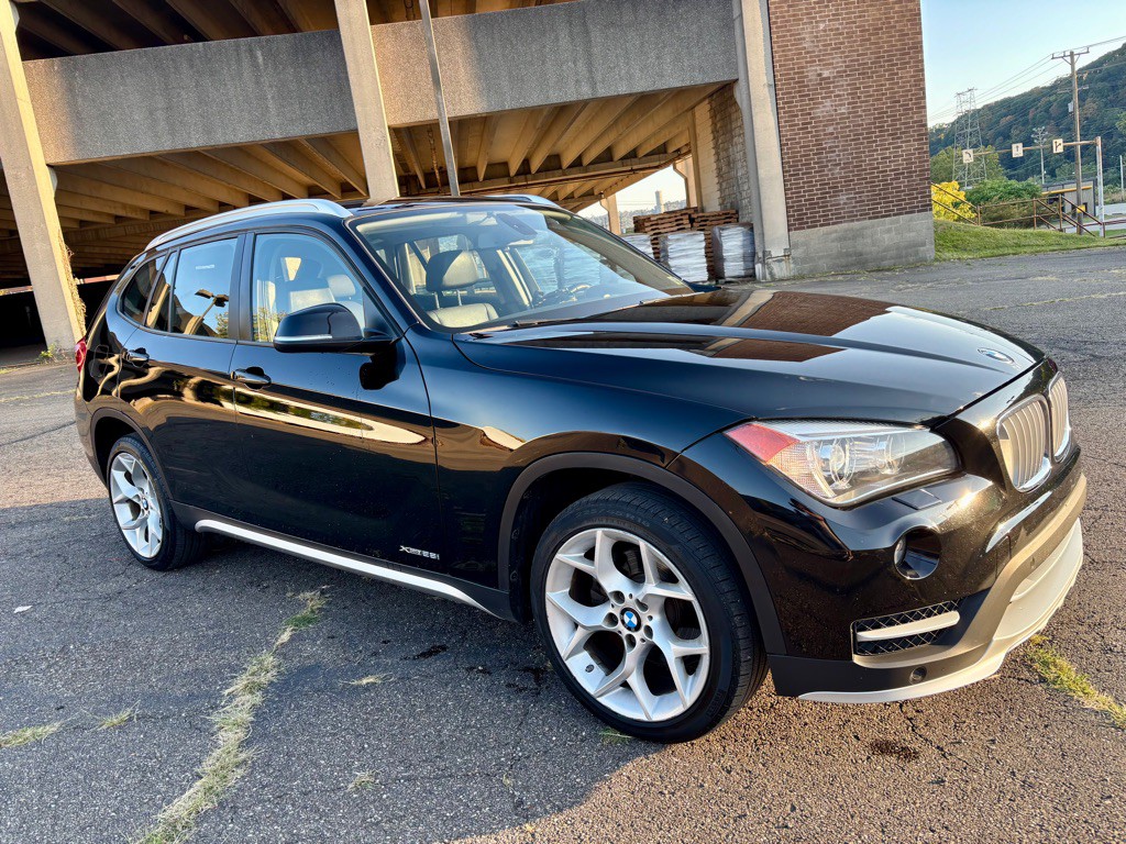 2015 BMW X1 Image 3