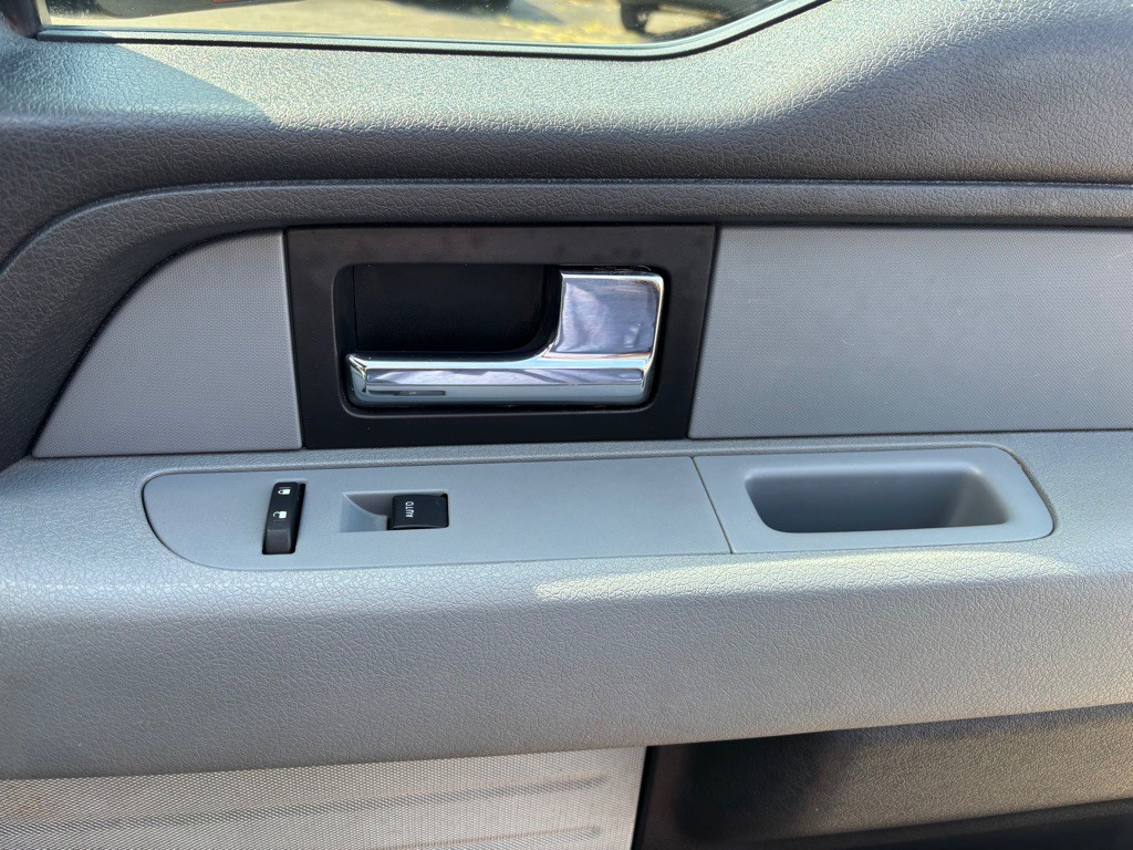 2013 Ford F-150 Image 8