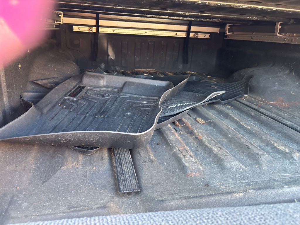 2011 Nissan Frontier Image 18