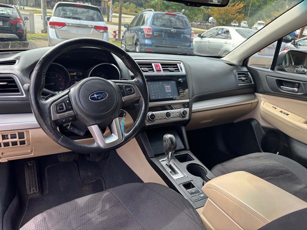 2016 Subaru Legacy Image 7