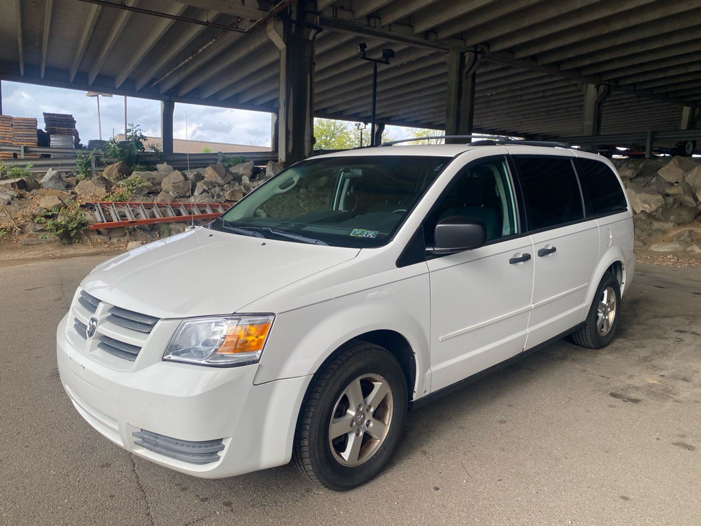2008 Dodge Grand Caravan Image 1