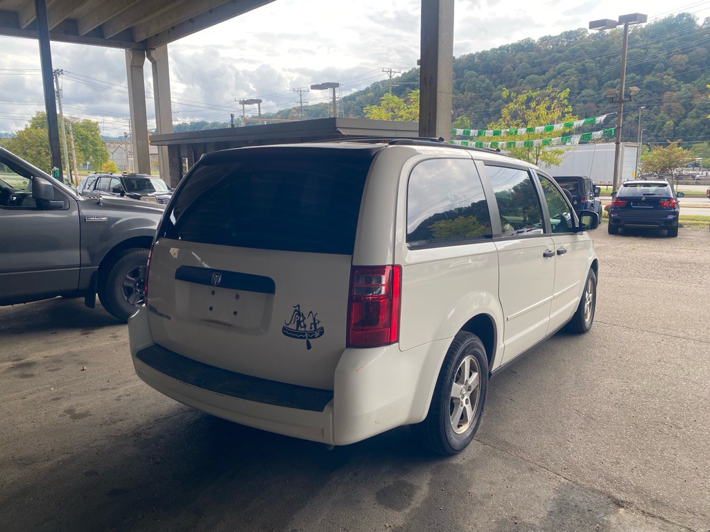 2008 Dodge Grand Caravan Image 3