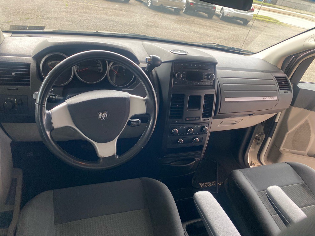 2008 Dodge Grand Caravan Image 10