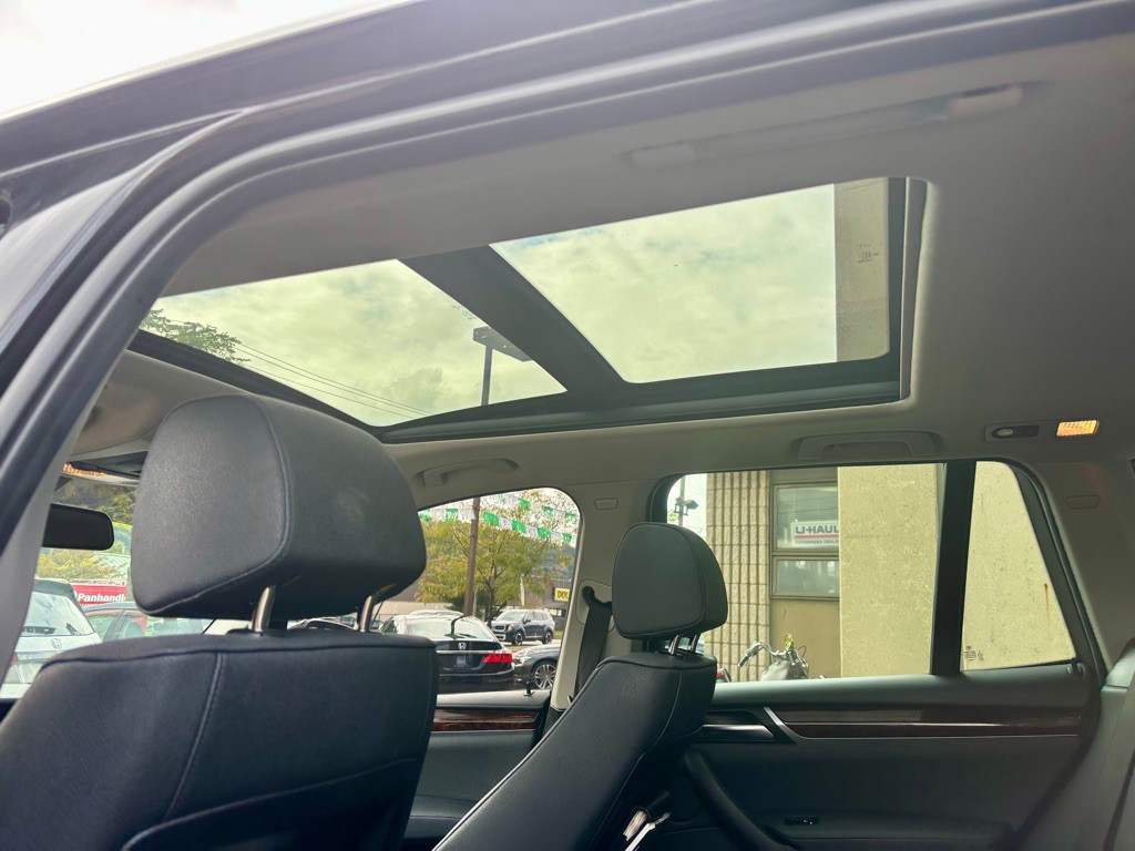 2017 BMW X3 Image 20