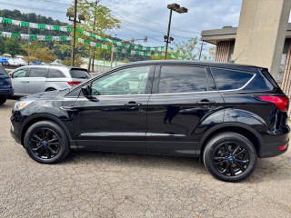 Image for 2019 Ford Escape SE ID: 6879588