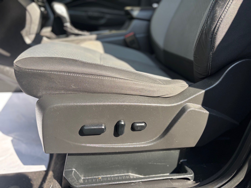 2019 Ford Escape Image 9