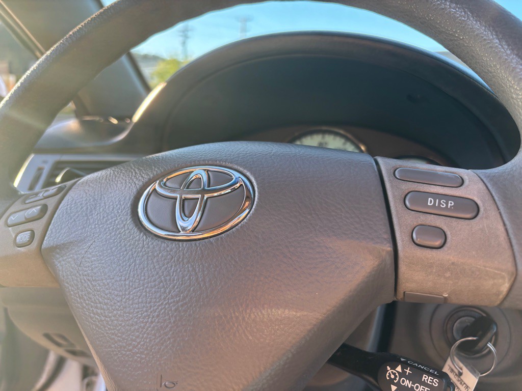 2004 Toyota Camry Image 3