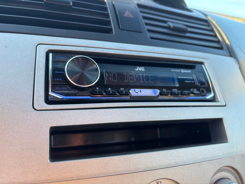 2004 Toyota Camry Image 7