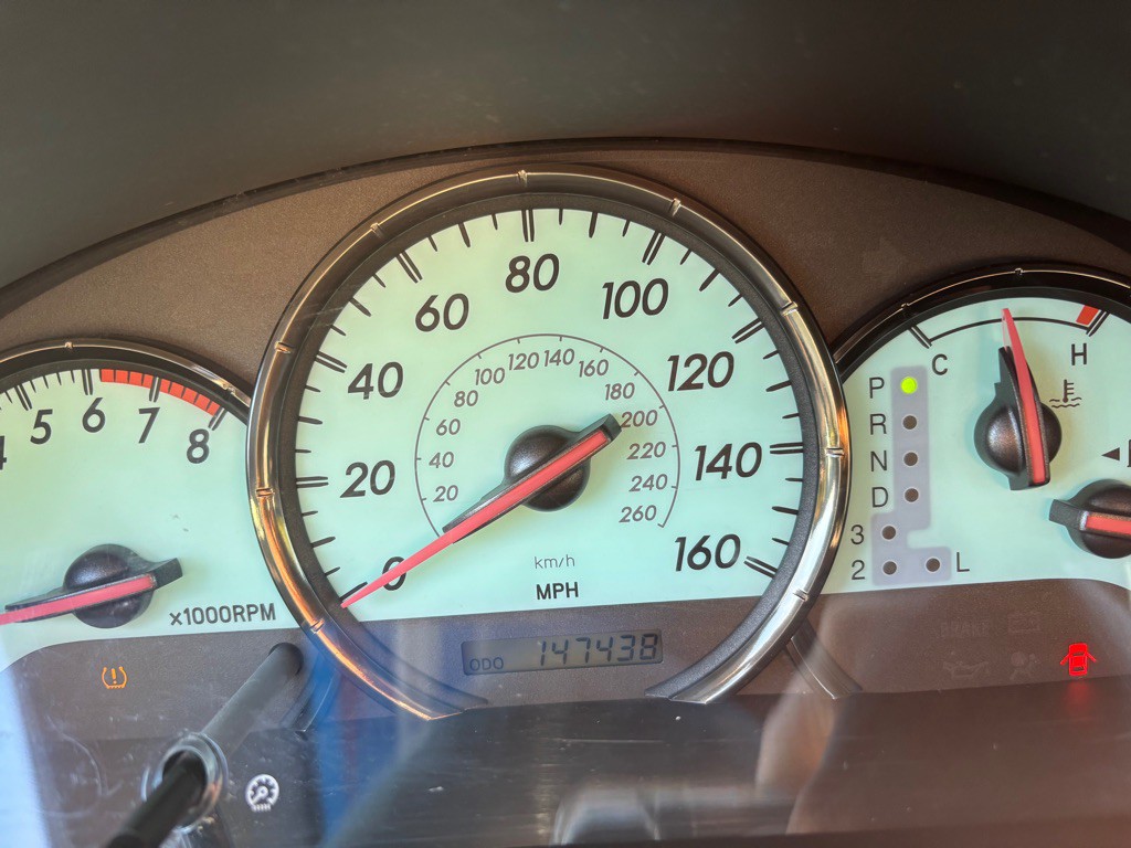 2004 Toyota Camry Image 8