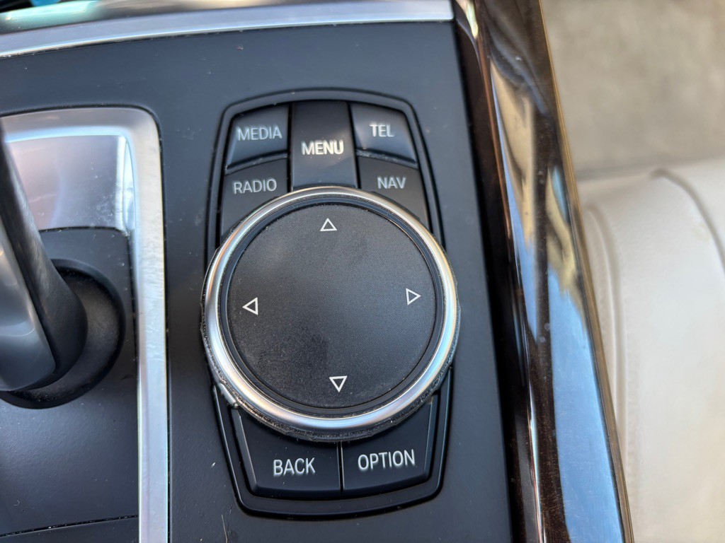 2015 BMW X5 Image 16