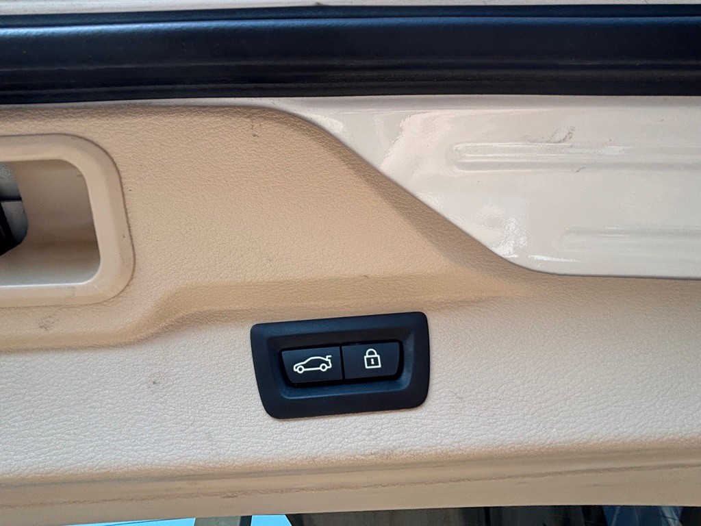 2015 BMW X5 Image 20