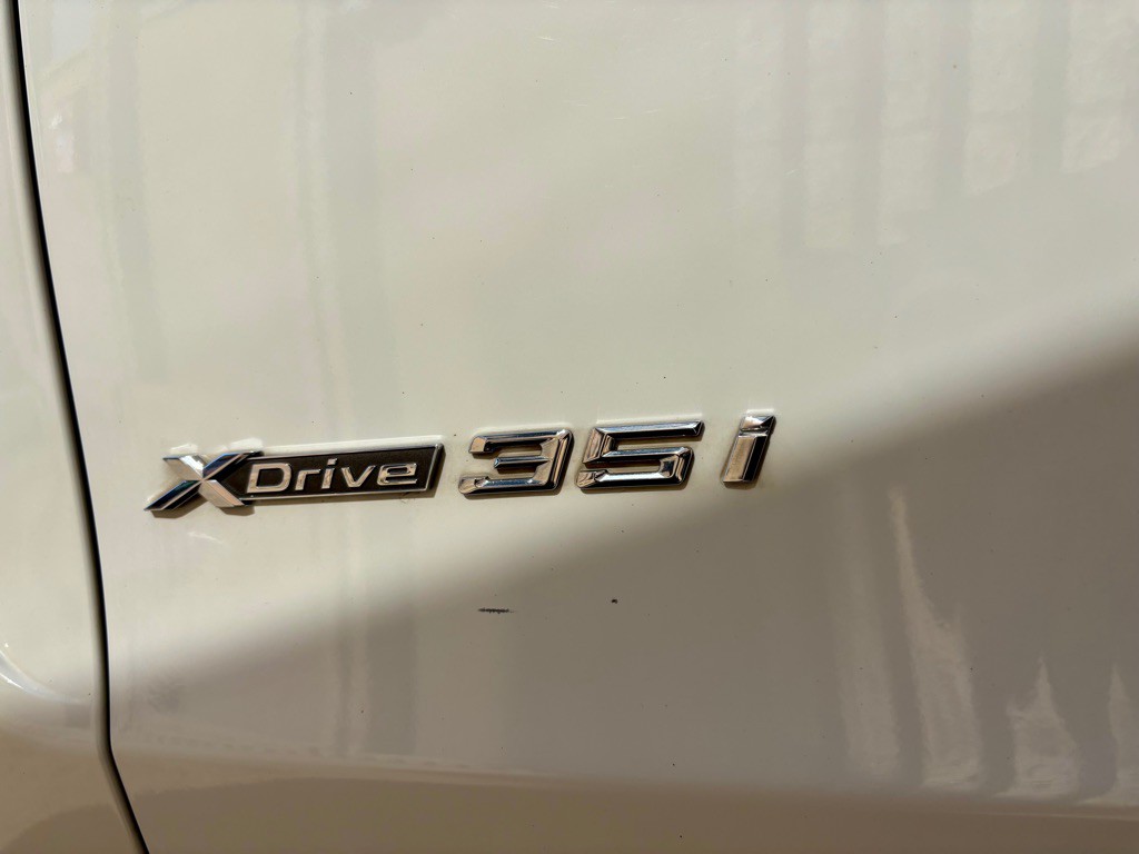 2015 BMW X5 Image 25