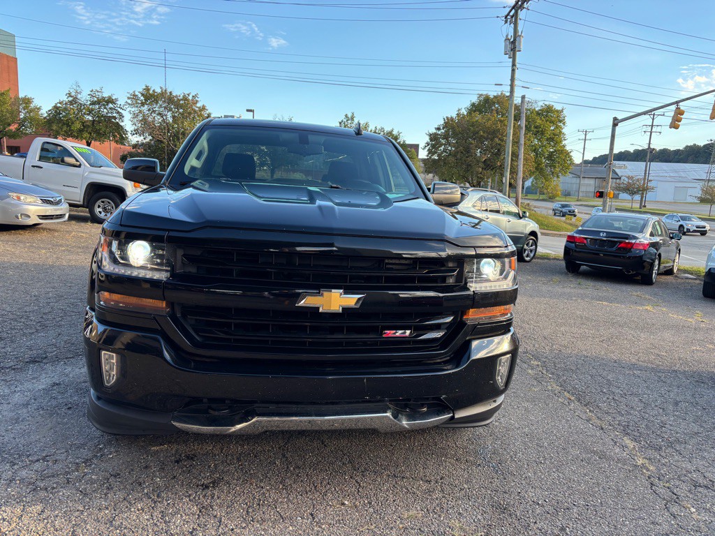 2018 Chevrolet Silverado 1500 Image 3