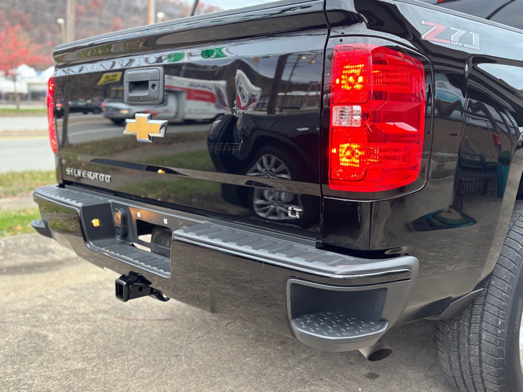 2018 Chevrolet Silverado 1500 Image 18