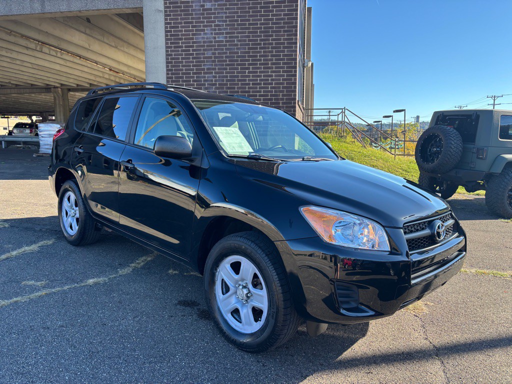 2011 Toyota Rav4 Image 2