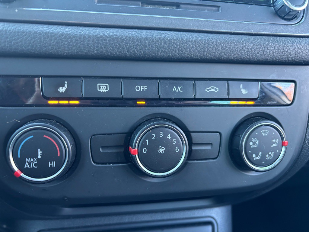 2013 Volkswagen Tiguan Image 12