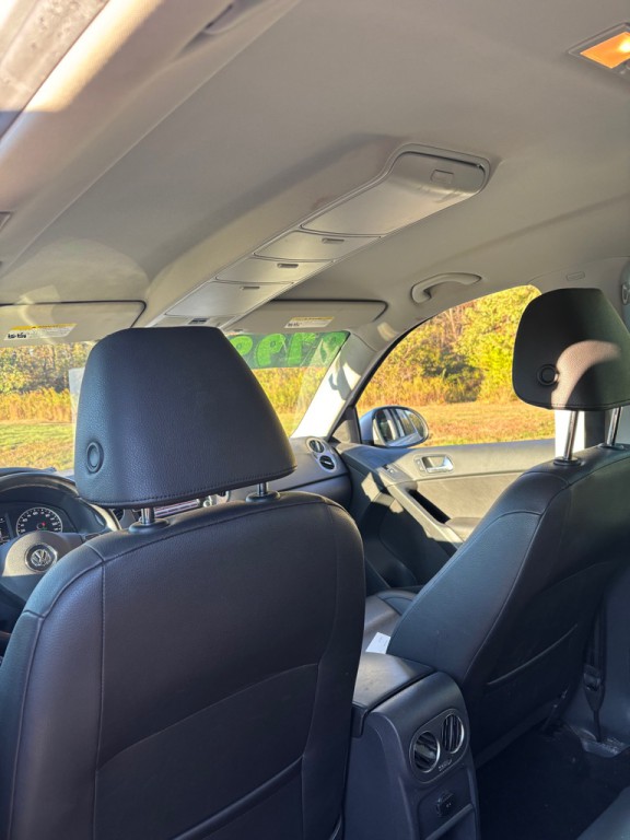 2013 Volkswagen Tiguan Image 14