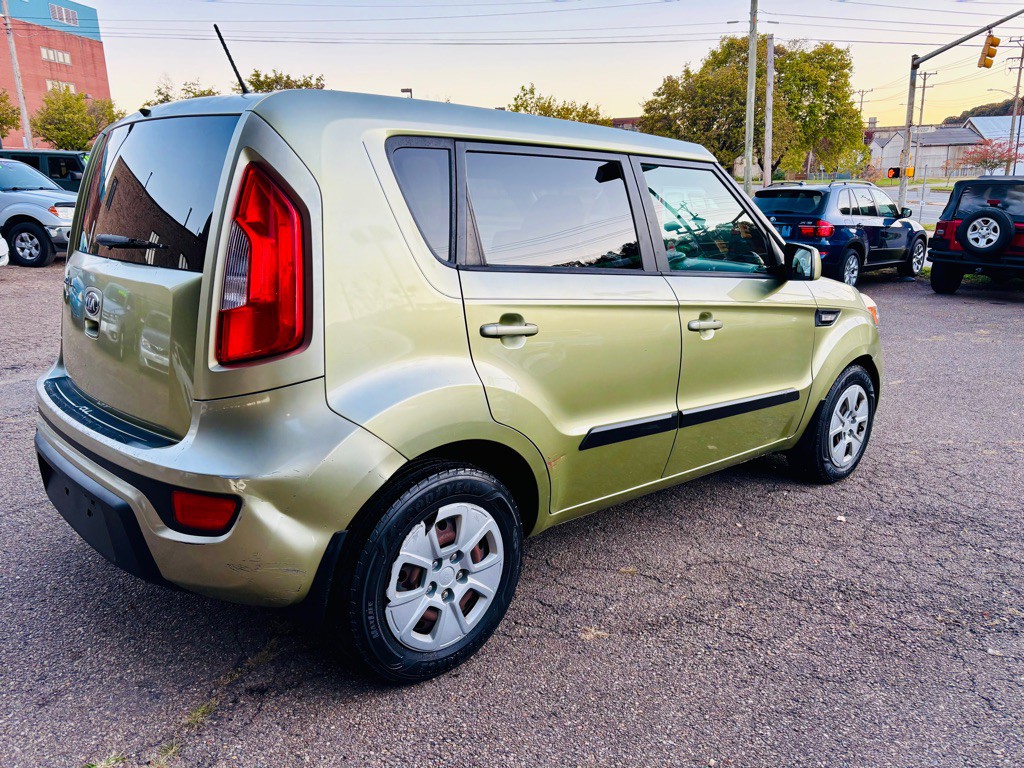 2013 Kia Soul Image 3
