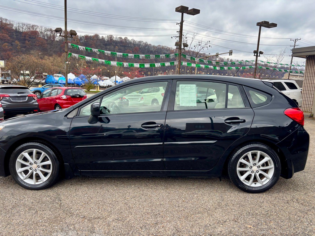 2014 Subaru Impreza Image 2